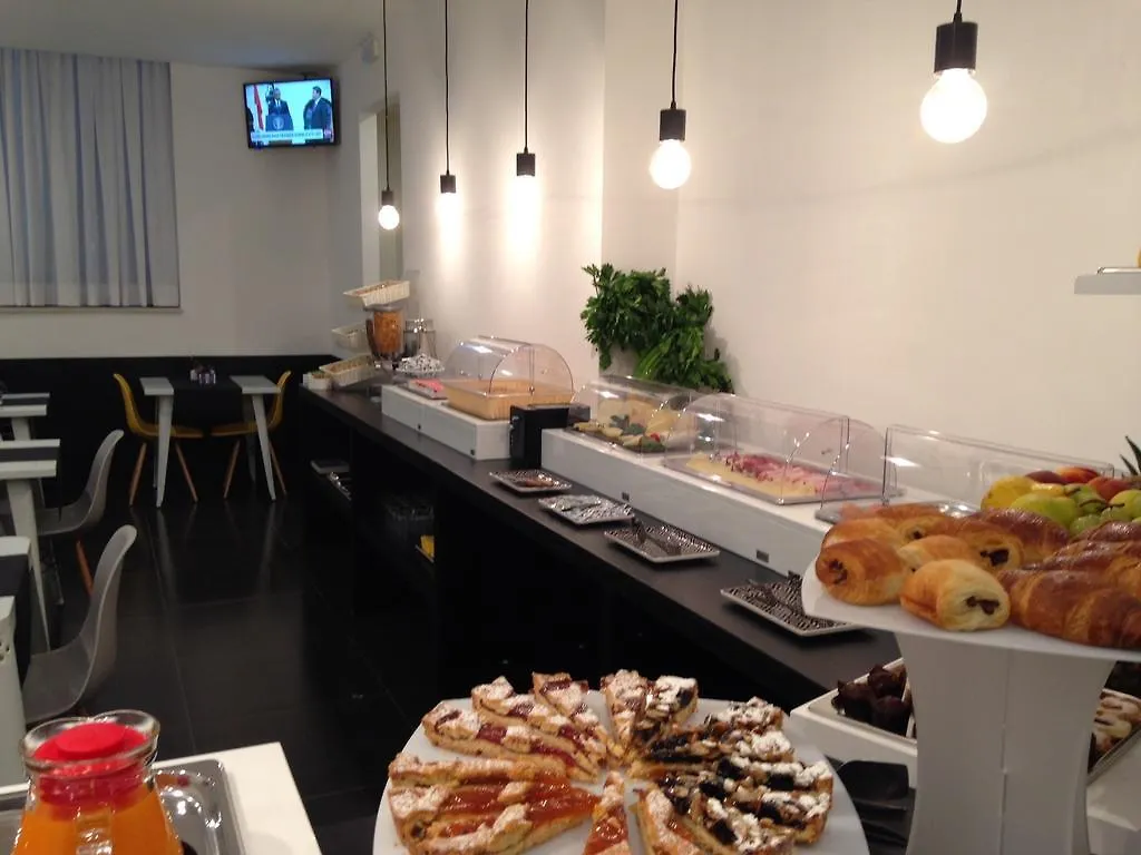 Navona Theatre Hotel Rome