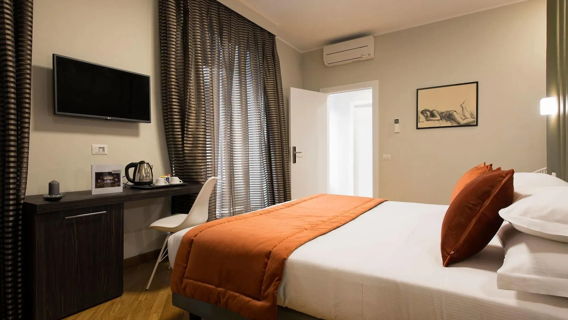 Navona Theatre Hotel Rome